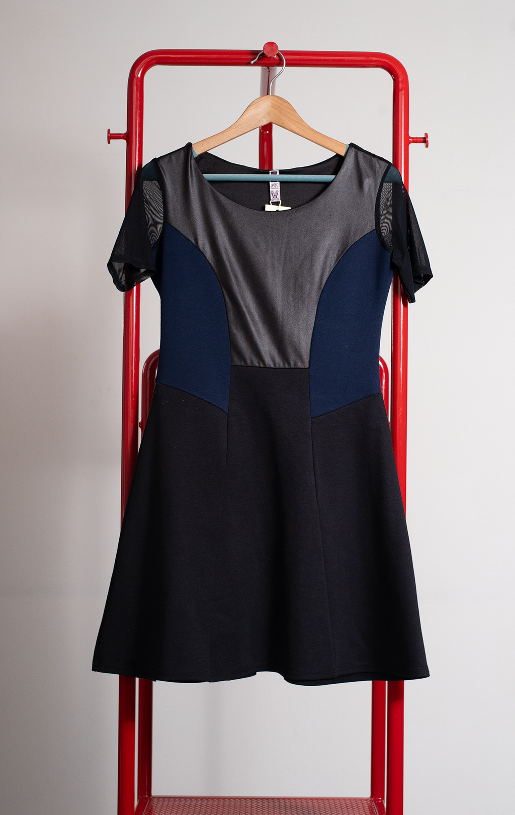 LONDON DRESS - Black & navy leather & mesh details - Medium