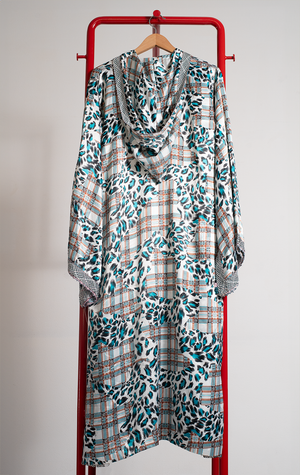 ABAYA - White with blue leopard - Medium