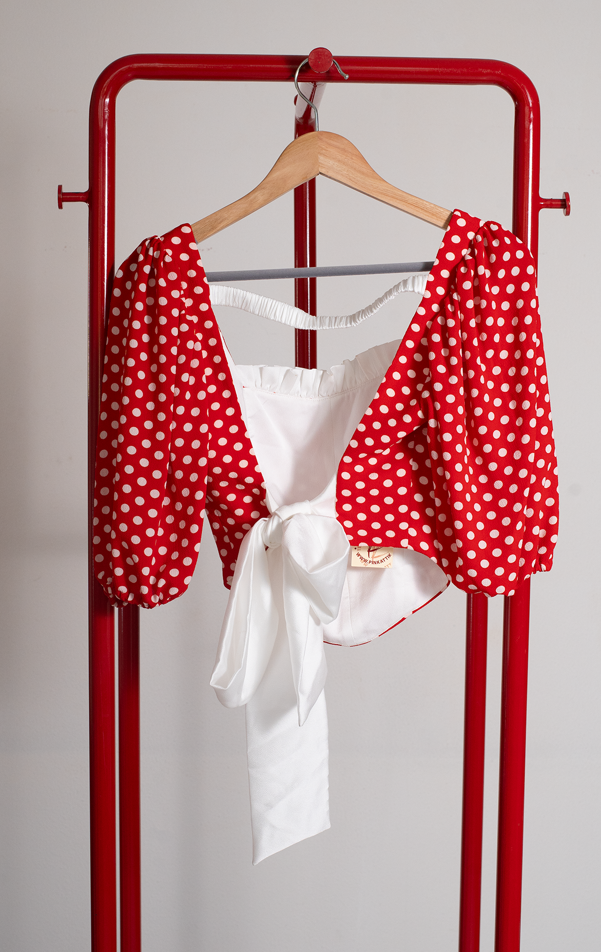 TOPNOTCH TOP - Red white polka dots with bow detail - Small