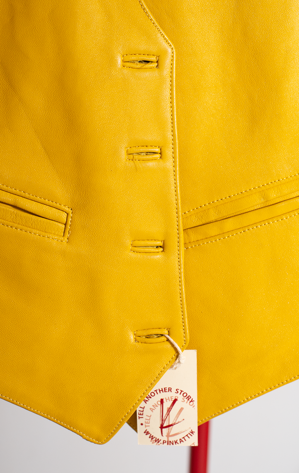 SWISS DESIGN GILET - Yellow leather - Medium