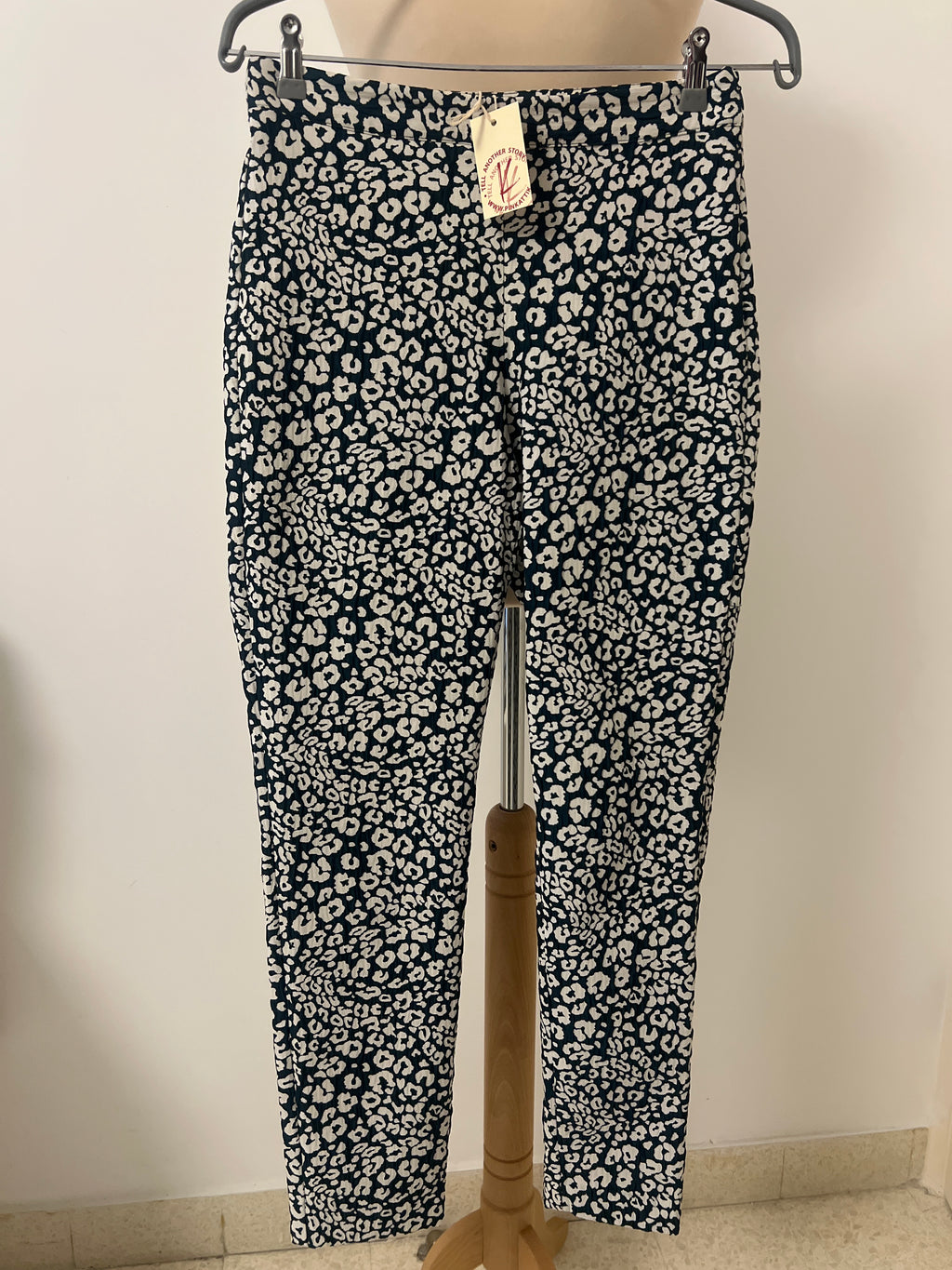 ZARA PANTS-Medium