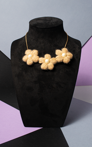 NECKLACE - Gold with beige wool flowers & pearl