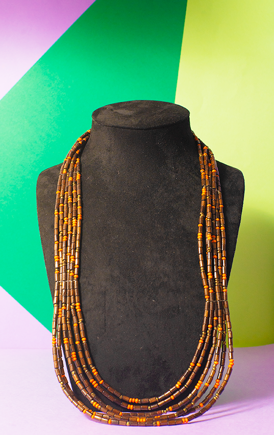 NECKLACE - Wood & orange beads