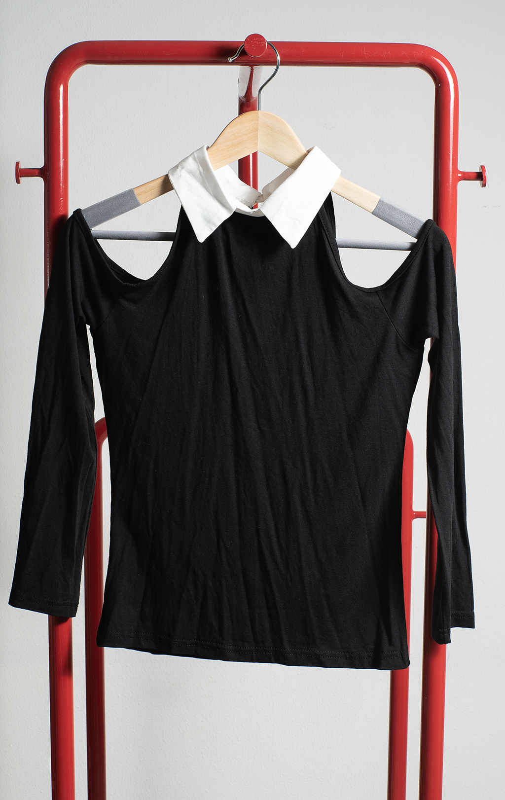 TOP - Black with white collar & cut outs - Small