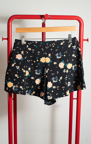 PULL & BEAR SHORTS - Black with blue & yellow florals - Medium