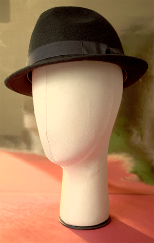 HAT - Black - Small