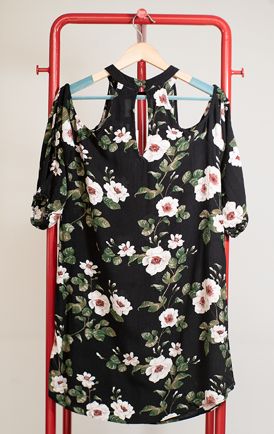AMERICAN EAGLE DRESS - Black with nude flowers print - Small