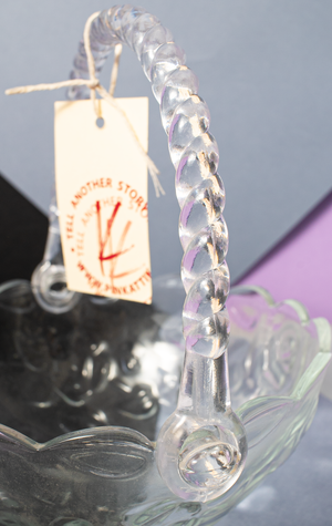 HOME DECO BASKET - Transparent glass floral emboss