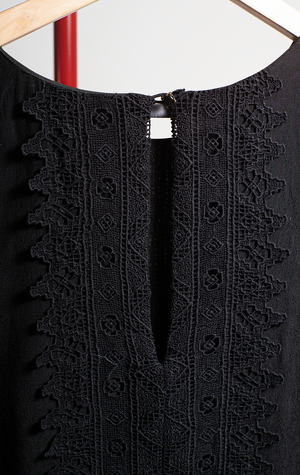 DOLCE VITA DRESS - Black with lace details - Small